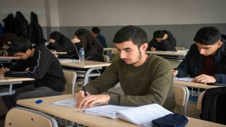Büyükşehir Belediyesi 507 YKS öğrencisini sınava hazırladı