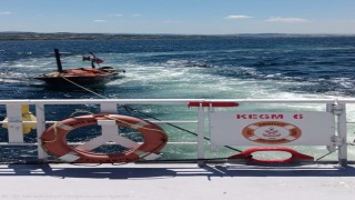 Çanakkale Boğazında sürüklenen tekne kurtarıldı