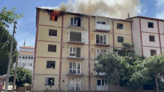 Çanakkalede boş apartmanda çıkan yangın korkuttu