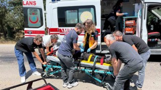 Çanakkalede motorlu bisiklet ile otomobil çarpıştı; 1 kişi yaralandı
