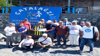 Çatalağzı Ömerağzı Sahilinde geniş katılımlı temizlik seferberliği