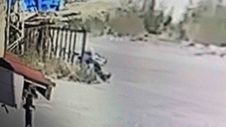 Cinnet getiren inşaat işçisi baltayla 3 kişiyi yaraladı