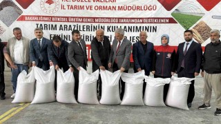 Coğrafi işaretli Konuralp pirinci için 82 çiftçiye 50 ton tohum desteği