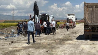 Çorumda toprak altında kalan işçiyi arkadaşları kurtardı