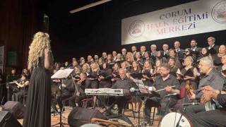 Çorumda Türk sanat müziği ve Türk halk müziği konseri sanatseverleri mest etti