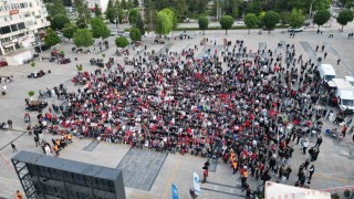 Çorumda yüzlerce vatandaş A Milli Futbol Takımını birlikte destekledi