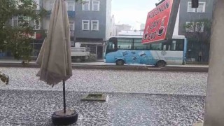 Demirözünde dolu yağışı etkili oldu