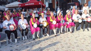Devrekte düzenlenen şenlikte vatandaşlar doyasıya eğlenmenin tadını çıkardılar.