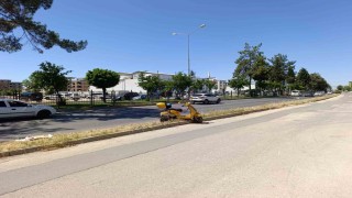 Devrilen elektrikli motosikletin sürücüsü yaralandı
