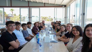 Didim Belediyesinden öğrencilere sınav öncesi moral buluşması