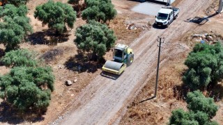 Didimde yol çalışmaları sürüyor