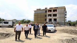 Dikmeli İlkokulu inşaatında çalışmalar yerinde incelendi