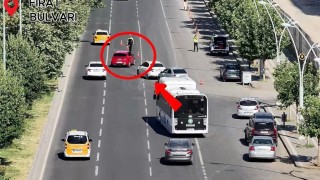 Diyarbakırda yayalara yol vermeyen araçlara denetim
