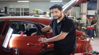 Dolu yağışında hasar gören araçlar sanayide onarılıyor