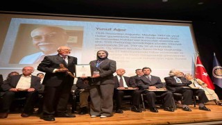 Duayen Gazeteci Ağara Meslekte 50 Yıl Onur Ödülü verildi