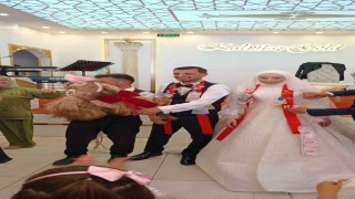 Düğünde altın değil keçi takıldı