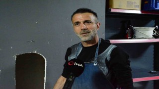 Duvar boşluğunda 3 gün mahsur kalan kediyi iş yeri sahibi kurtardı