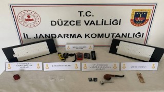 Düzcede jandarmadan uyuşturucu operasyonu