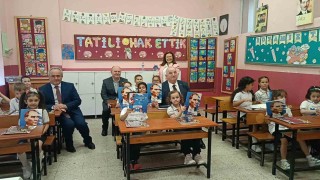 Edirnede öğrenciler karne sevinci yaşadı