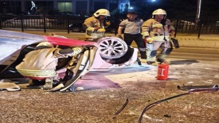 Edirnede otomobil refüje çarpıp takla attı: 1 yaralı