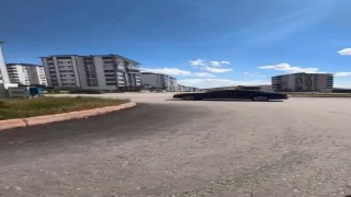 Elazığda sürücü plakasını kapatarak drift yaptı