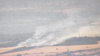 Elektrik tellerine çarpan karga yangına sebep oldu