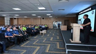 Emniyet Müdürü Arıbaş, Bafrada toplu taşıma sektörü temsilcileri ile toplantı yaptı