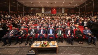 Erciyes Zirvesi-1 Kayseride yoğun katılımla gerçekleştirildi