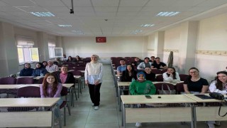 ERÜde bir ilk: ‘Yapay Zeka Okuryazarlığı Dersleri