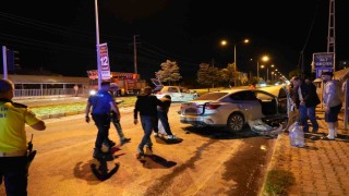 Erzincanda iki otomobil çarpıştı: 5 yaralı