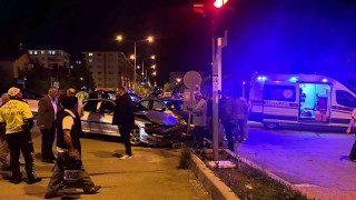 Erzurumda trafik kazası: 2 kişi yaralandı
