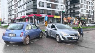 Erzurumda zincirleme trafik kazası: 1 yaralı