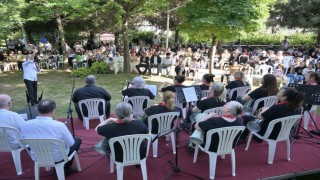 Esenyurt Ulu Çınarda müzik dolu dönem finali