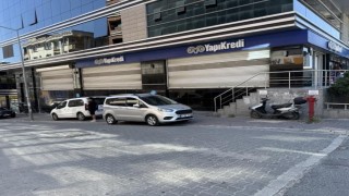 Esenyurtta Yapı Kredi Bankasına silahlı saldırı yapan şüpheli yakalandı