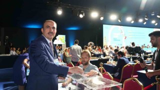 Eskişehir AK Parti Milletvekili Nebi Hatipoğlu, Uğur İbrahim Altayı tebrik etti