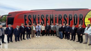 Eskişehirde Fethi Heper Spor Ortaokulu düzenlenen törenle hizmete açıldı