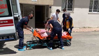 Evde düşerek mahsur kalan kardeşler için ekipler seferber oldu