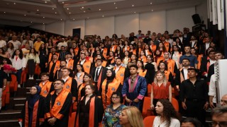 Fen Fakültesinde mezuniyet gururu
