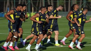 Fenerbahçe, Avusturyada yapacağı kampta 3 hazırlık maçı oynayacak