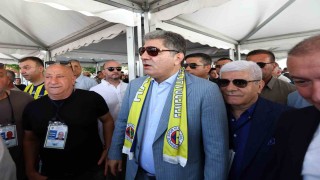 Fenerbahçe genel kurulunda başkan adaylarına yoğun ilgi
