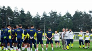 Fenerbahçe, Topuk Yaylasında hazırlıklarını sürdürüyor