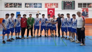 Futsalda şampiyonluk sevinci