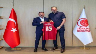 Galatasaraydan TBF Başkanı Türkoğluna ziyaret