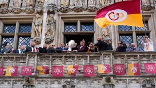 Galatasarayın 26. şampiyonluğunun coşkusu Belçikada yaşandı