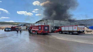 Gaziantepte fabrika yangını kontrol altına alındı