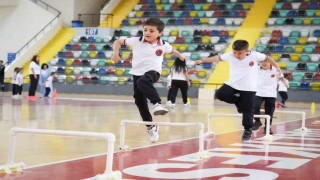 Geleneksel çocuk oyunları şenliği büyük coşkuyla tamamlandı
