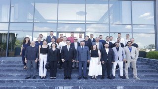 Genç iş dünyasında örnek iş birliği