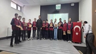 Genç yürekler Peygamberimizi anlamak için yarıştı