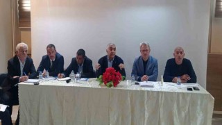 Genel Sekreter Aynalı, Tekmanda muhtarları dinledi