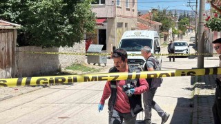 Geri ger gelen aracın çarptığı kadın hayatını kaybetti